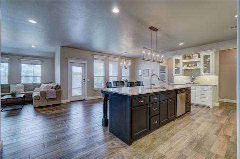 2012 Edgewater Dr, Moore, OK 73160 photo 10