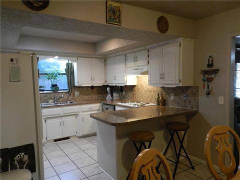 233 E Platt Dr, Yukon, OK 73099 photo 9