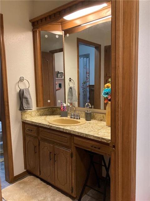 808 N Brewer Ave, Hydro, OK 73048 photo 11