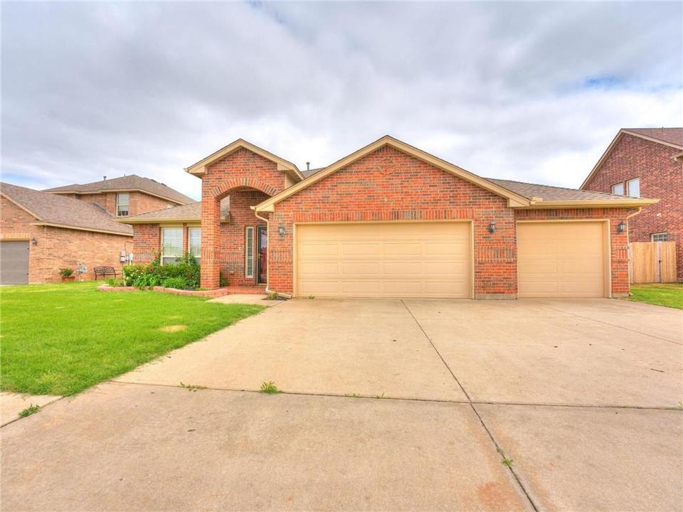 10604 Westover Ave, Oklahoma City, OK 73162 25 Photos MLS 1007205