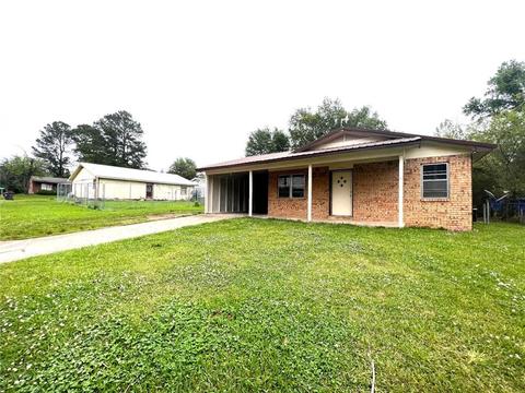 1702 Hope St, Idabel, OK 74745 photo 1