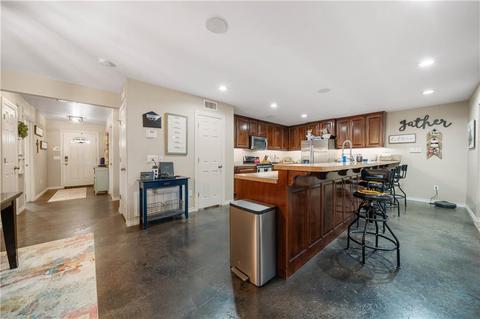 2141 Meench Dr, Moore, OK 73170 photo 8