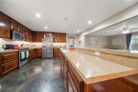 2141 Meench Dr, Moore, OK 73170 photo 9