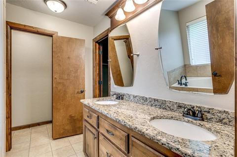 3200 SE 33rd St, Moore, OK 73165 photo 18