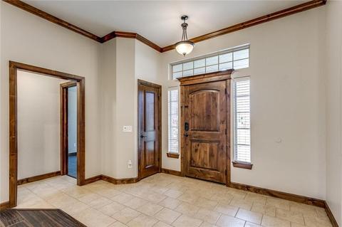 3200 SE 33rd St, Moore, OK 73165 photo 4