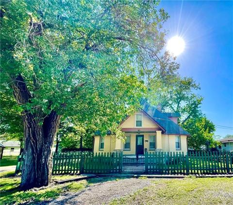 103 S 6th St, Davis, OK 73030 photo 1