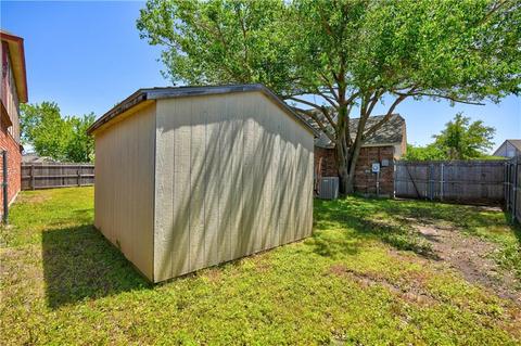 1612 Westmore Dr, Moore, OK 73170 photo 28
