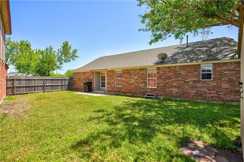 1612 Westmore Dr, Moore, OK 73170 photo 29