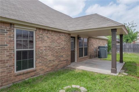 Undisclosed, Moore, OK 73170 photo 20