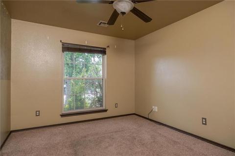 Undisclosed, Moore, OK 73170 photo 9