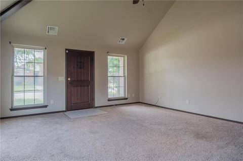 Undisclosed, Moore, OK 73170 photo 4