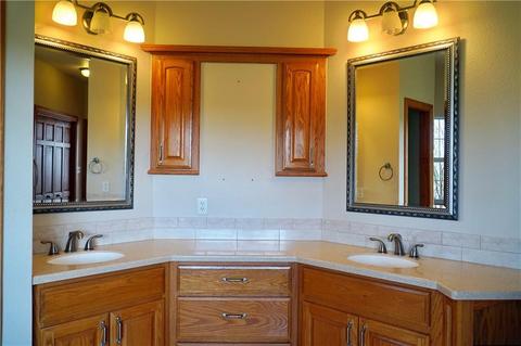 1733 NW Quanah Rd, Cache, OK 73527 photo 12