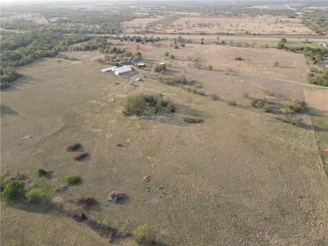 1733 NW Quanah Rd, Cache, OK 73527 photo 32