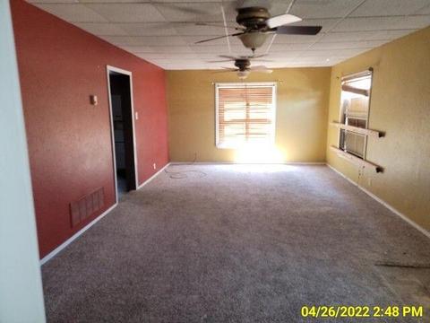 612 E Walnut St, Altus, OK 73521 photo 6