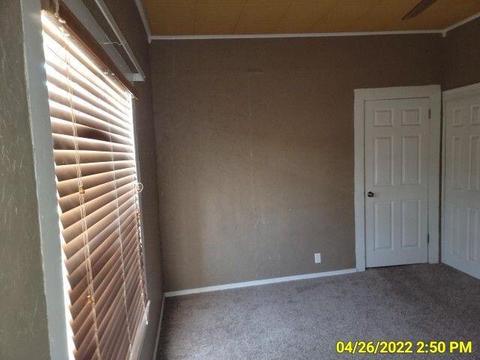 612 E Walnut St, Altus, OK 73521 photo 23