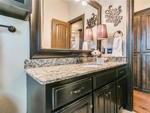 2912 Elmo Way, Moore, OK 73160 photo 12