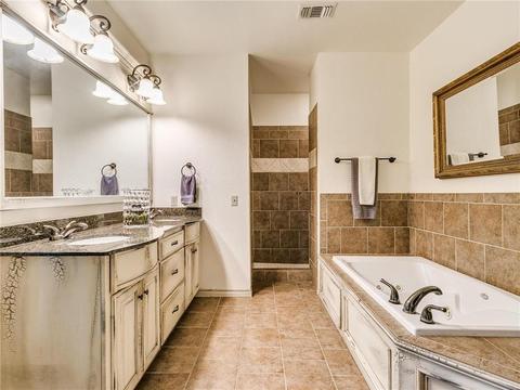 2912 Elmo Way, Moore, OK 73160 photo 32