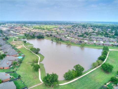 2912 Elmo Way, Moore, OK 73160 photo 8