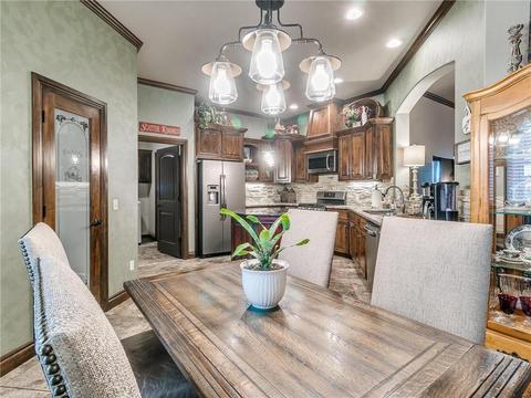 2912 Elmo Way, Moore, OK 73160 photo 19