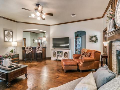 2912 Elmo Way, Moore, OK 73160 photo 17