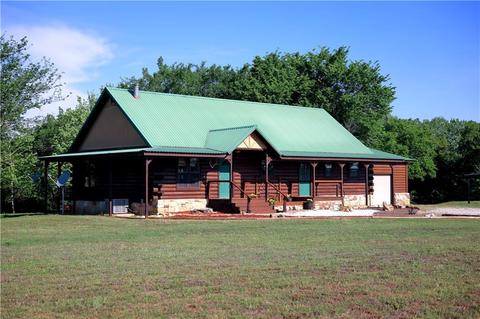 9483 Daves Dr, Davis, OK 73030 photo 2