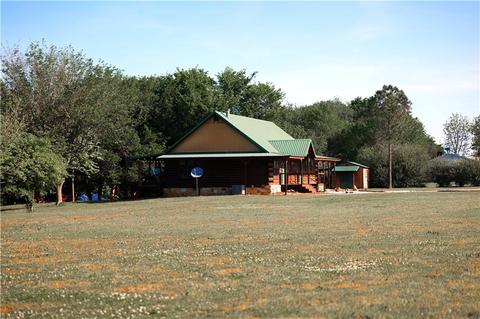 9483 Daves Dr, Davis, OK 73030 photo 3