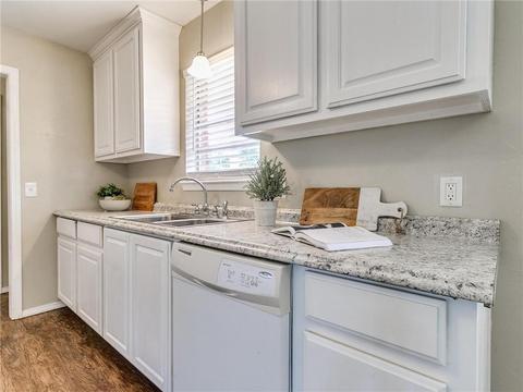 815 Pinebrook Dr, Guthrie, OK 73044 photo 5