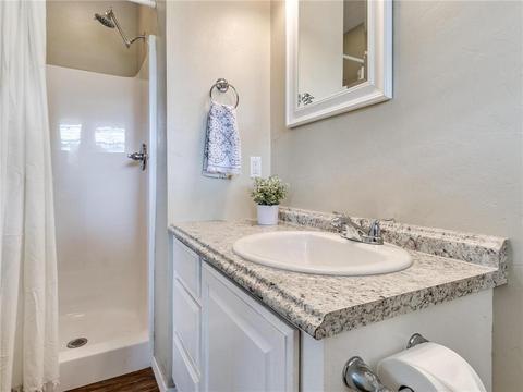 815 Pinebrook Dr, Guthrie, OK 73044 photo 12