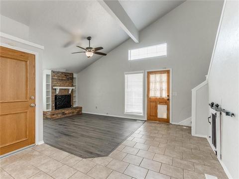 2137 Goodrich Dr, Moore, OK 73170 photo 4