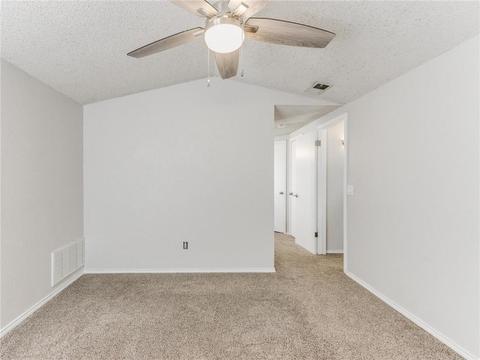 2137 Goodrich Dr, Moore, OK 73170 photo 13