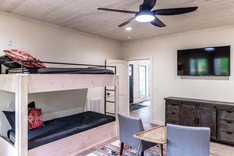 119 Secluded Cir, Broken Bow, OK 74728 photo 16
