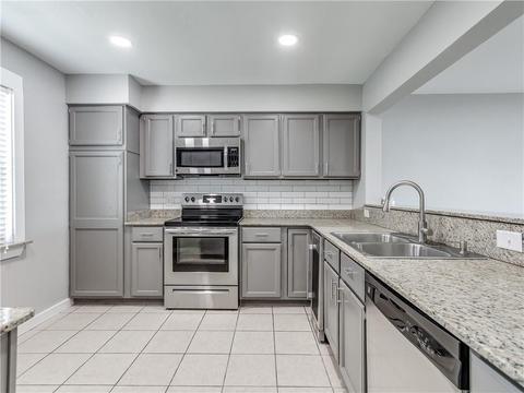 7018 Lakeshore Dr, Eufaula, OK 74432 photo 2