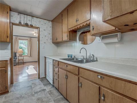 213 S Cherry St, Crescent, OK 73028 photo 16