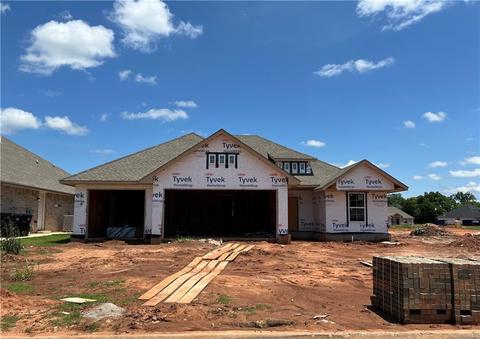 2408 Northfork Dr, Moore, OK 73160 photo 1