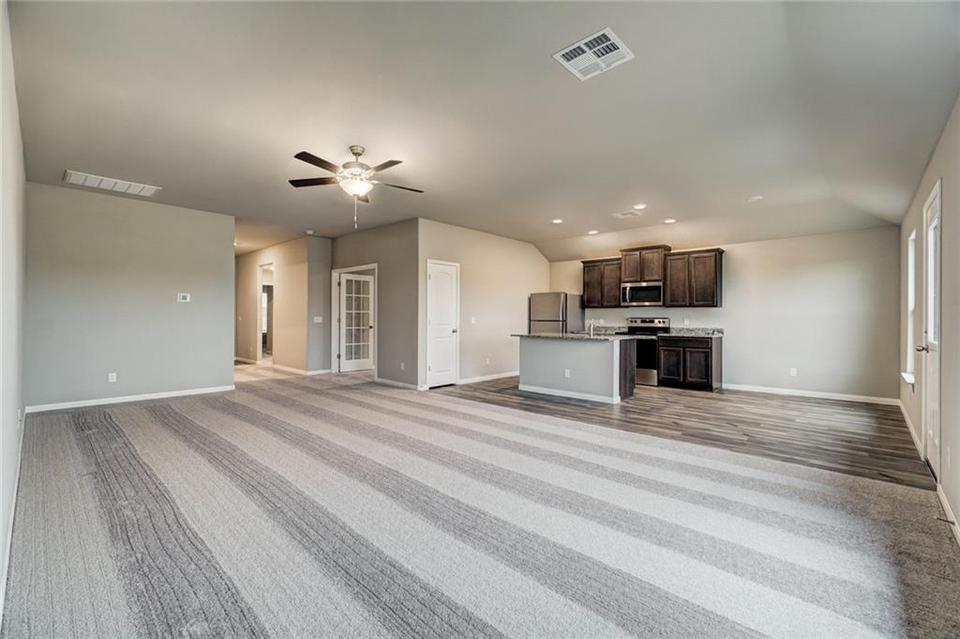  1101 NW 2nd St, Newcastle, OK 73065 photo 9