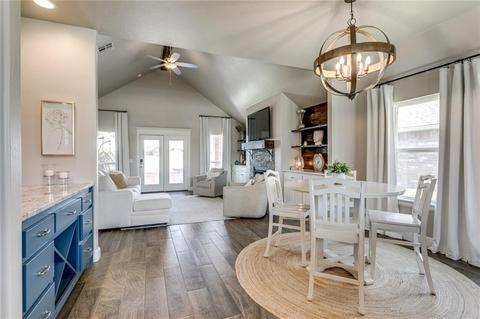 2005 Edgewater Dr, Moore, OK 73160 photo 7