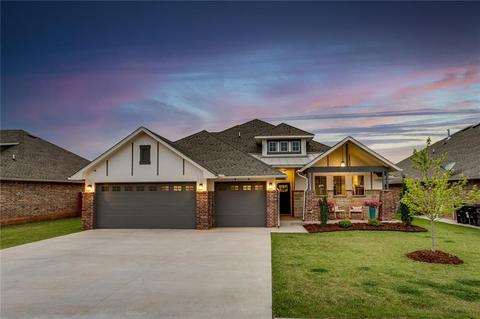 2005 Edgewater Dr, Moore, OK 73160 photo 1