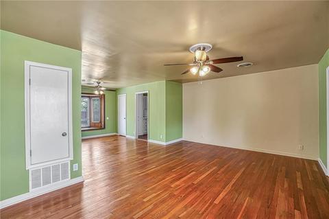 900 E Sycamore St, Altus, OK 73521 photo 9