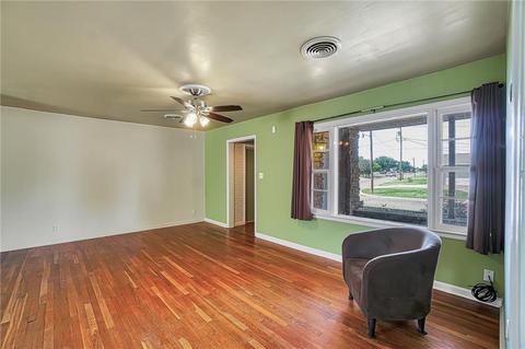 900 E Sycamore St, Altus, OK 73521 photo 8