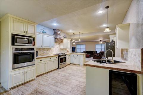 36904 Willow View Rd, Tecumseh, OK 74873 photo 10