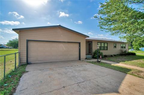 524 S Elm St, Erick, OK 73645 photo 3
