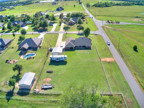 912 Grandview Rd, Tuttle, OK 73089 photo 5