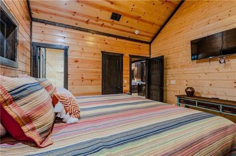 323 Bass Loop Rd, Broken Bow, OK 74728 photo 18
