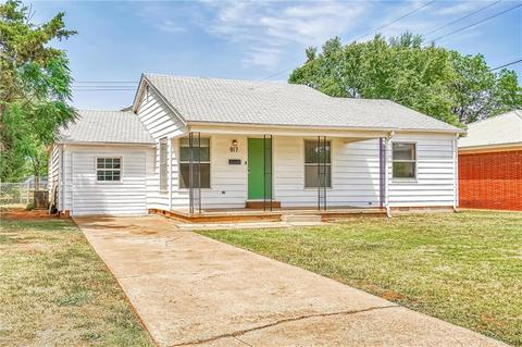 917 E Sycamore St, Altus, OK 73521 photo 1