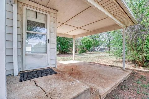 917 E Sycamore St, Altus, OK 73521 photo 32