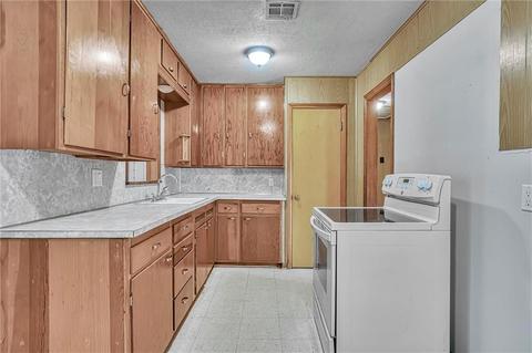 917 E Sycamore St, Altus, OK 73521 photo 11