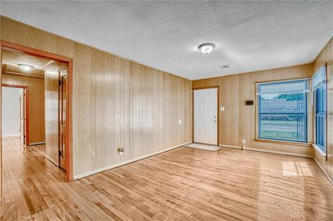917 E Sycamore St, Altus, OK 73521 photo 7