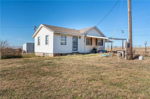 1151 E Seward Rd, Guthrie, OK 73044 photo 4