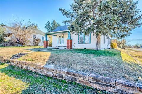 801 E Harrison Ave, Guthrie, OK 73044 photo 2