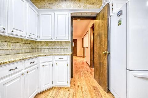 1708 S Berry Rd, Norman, OK 73072 photo 12